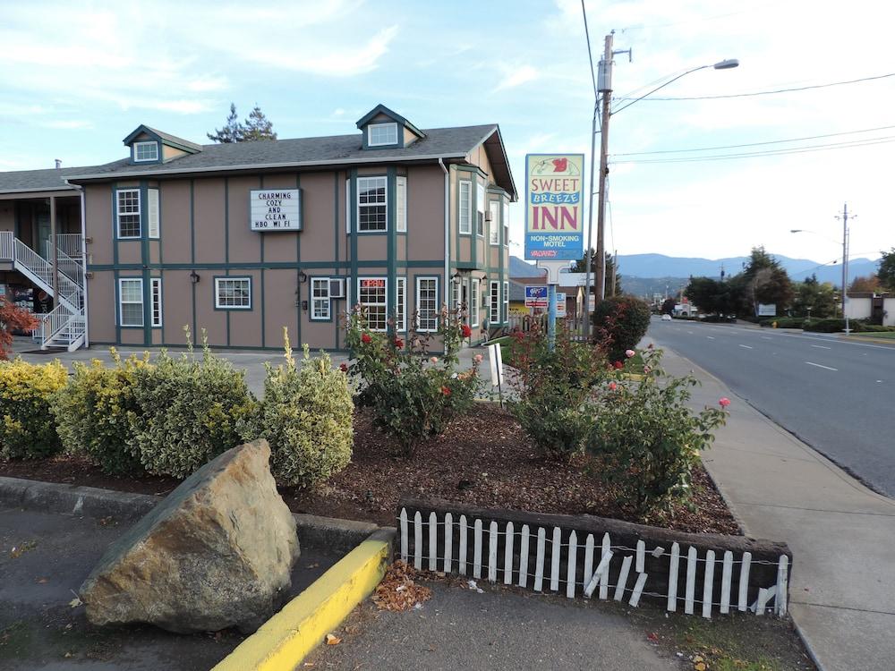 Sweet Breeze Inn photo 1