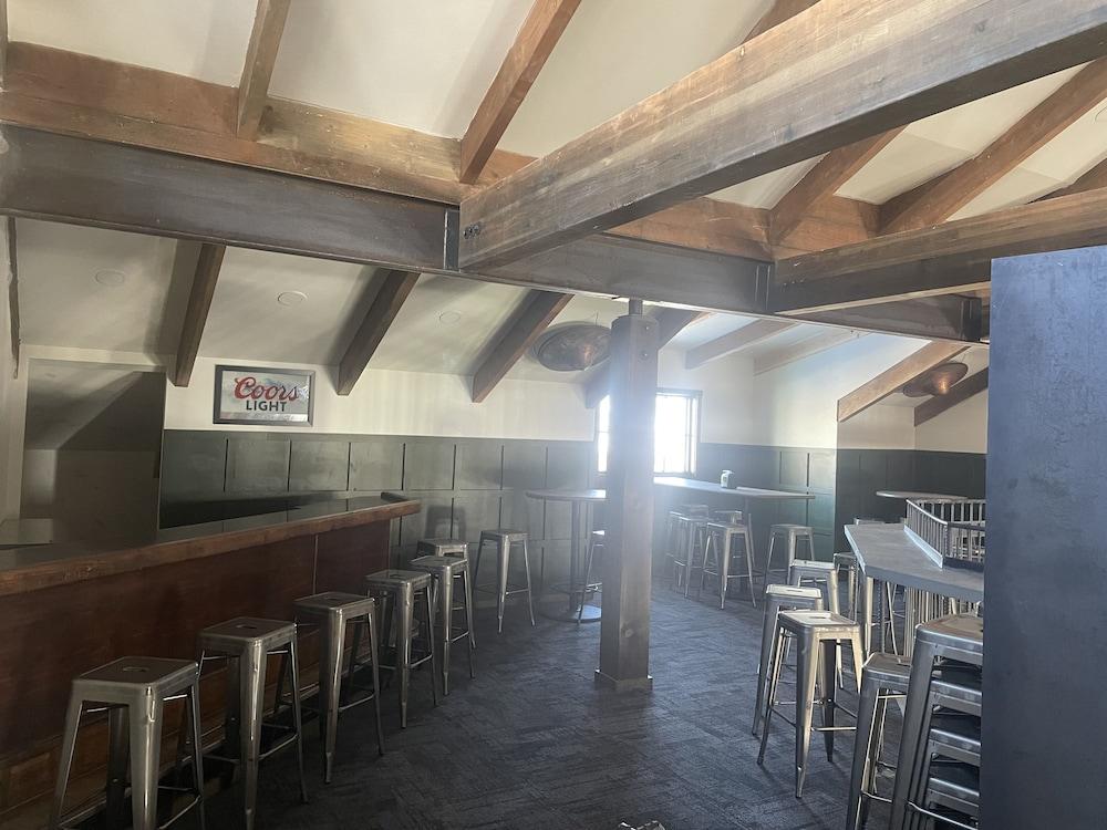 Challis Roadhouse photo 5