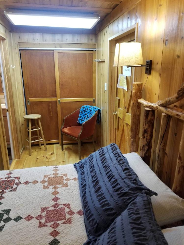 CopperLine Lodge photo 42