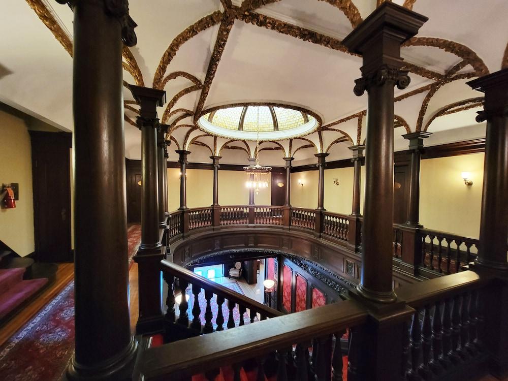 Historic Cotton Mansion Duluth Boutique Hotel photo 15