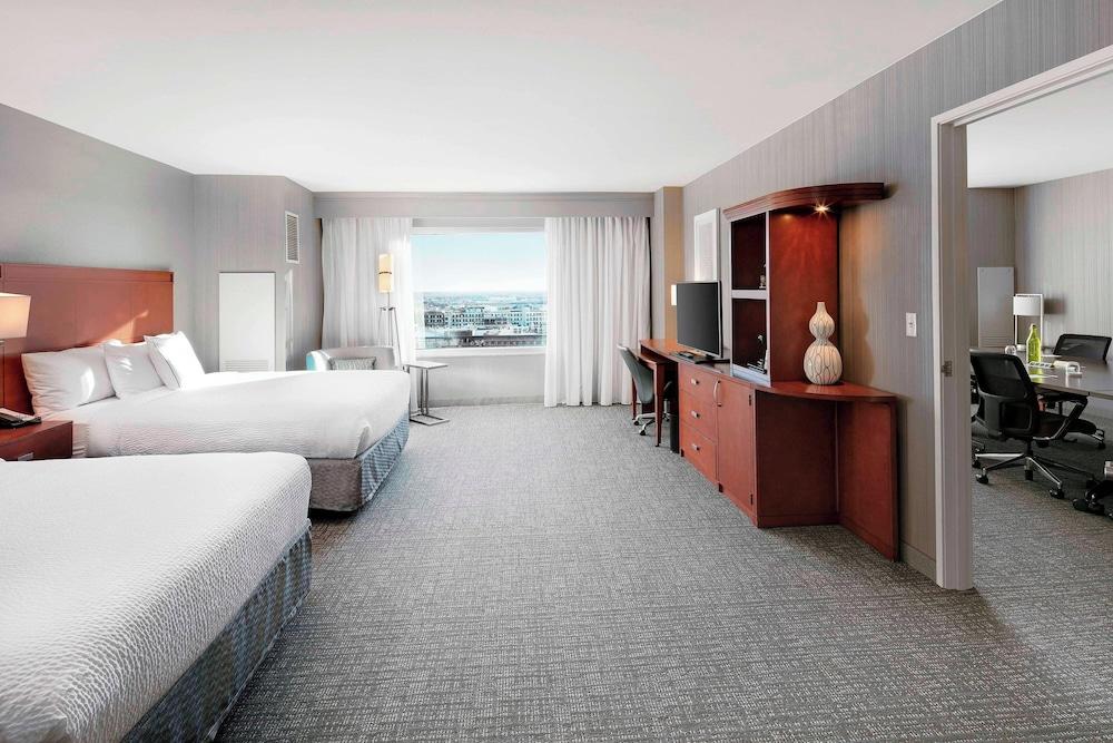 Courtyard by Marriott Indianapolis Downtown photo 44