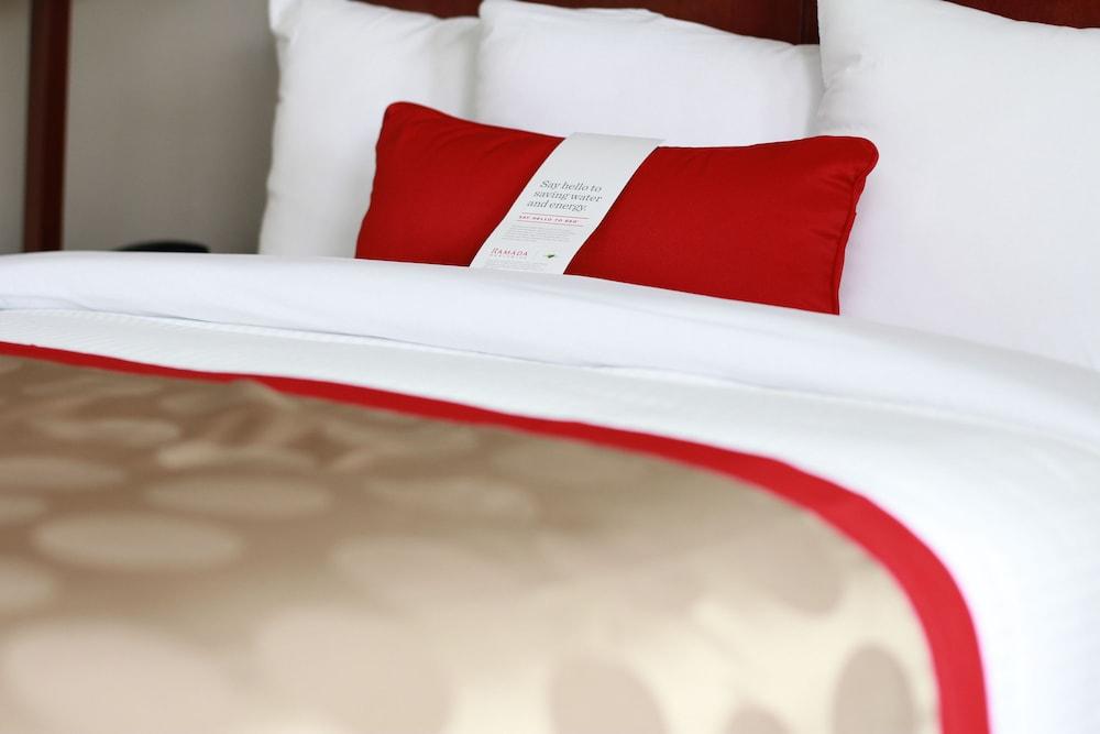 Ramada by Wyndham New Iberia photo 30