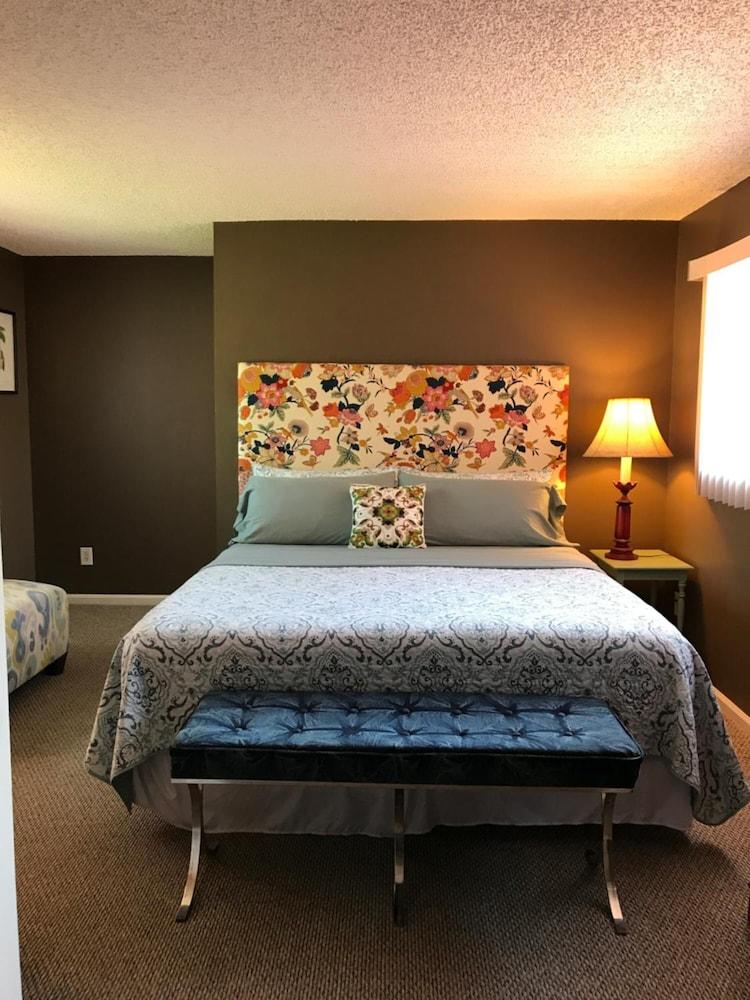 The Village Palm Desert photo 20