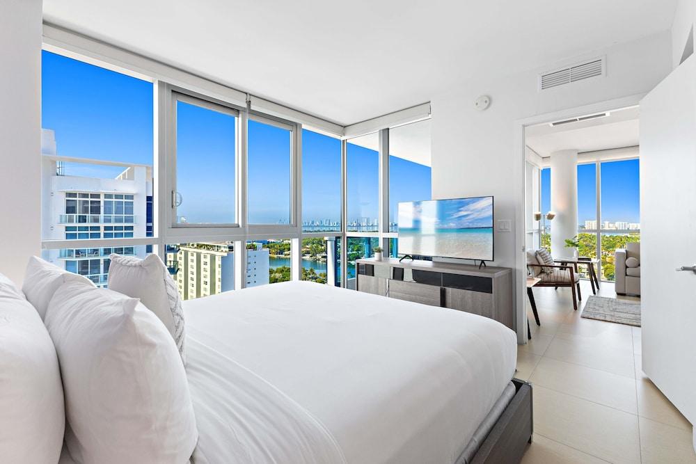 Dharma Home Suites Miami at Monte Carlo photo 20