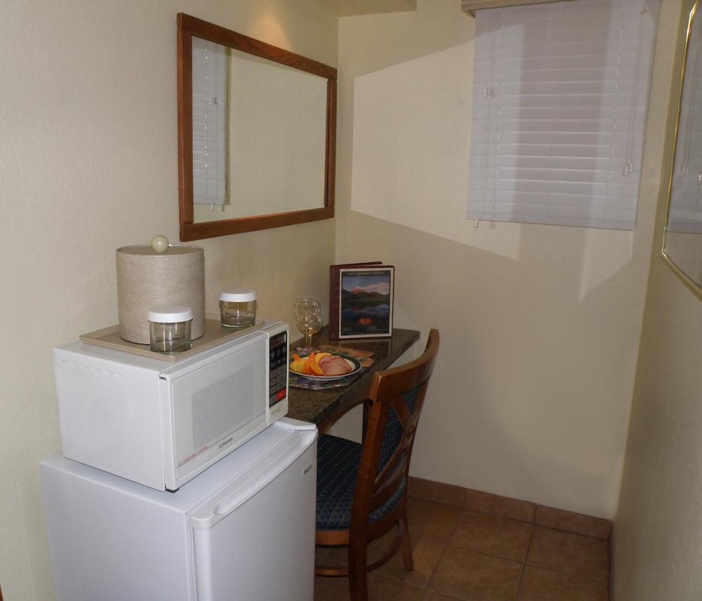 The River's Edge Motel Lodge & Resort photo 20