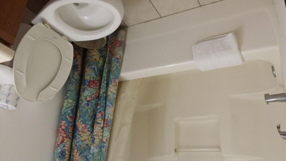 Imperial Motel photo 19
