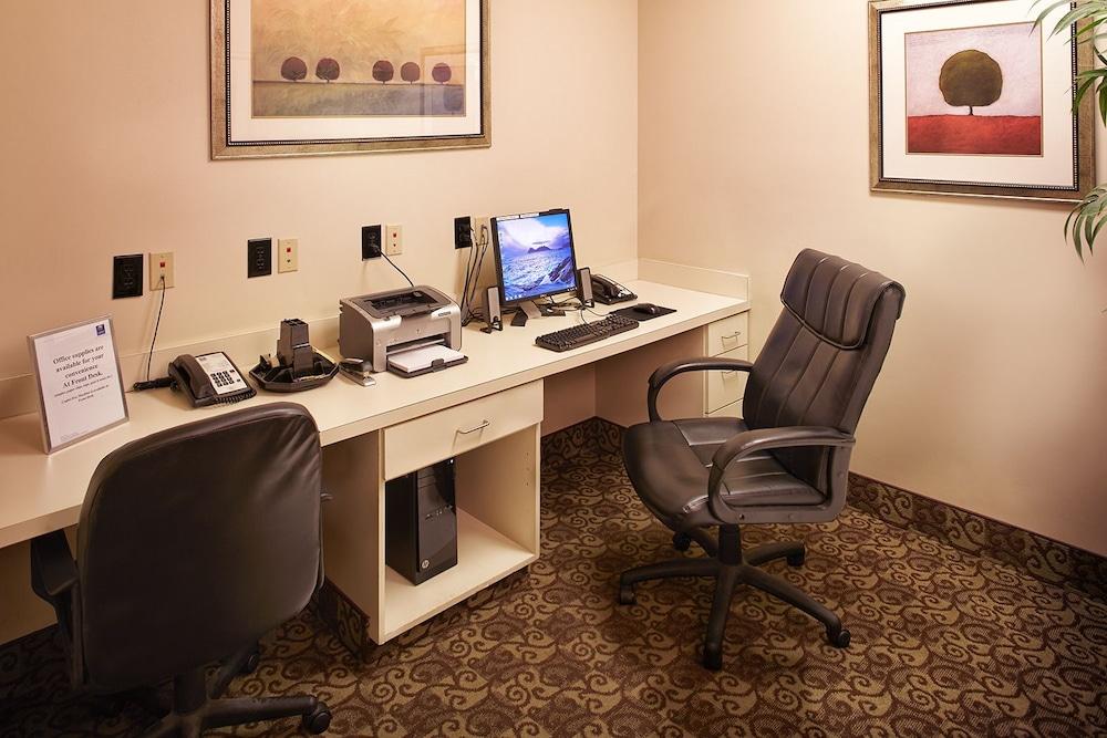 Comfort Inn & Suites Orangeburg photo 24