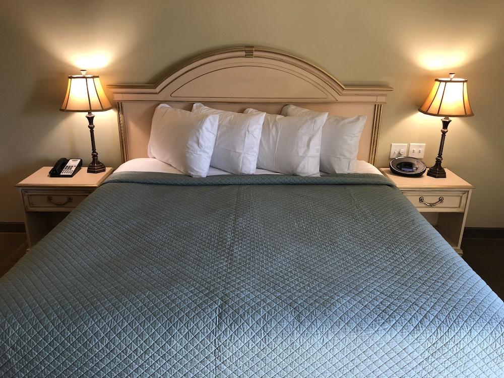 The Juliet Hotel photo 12