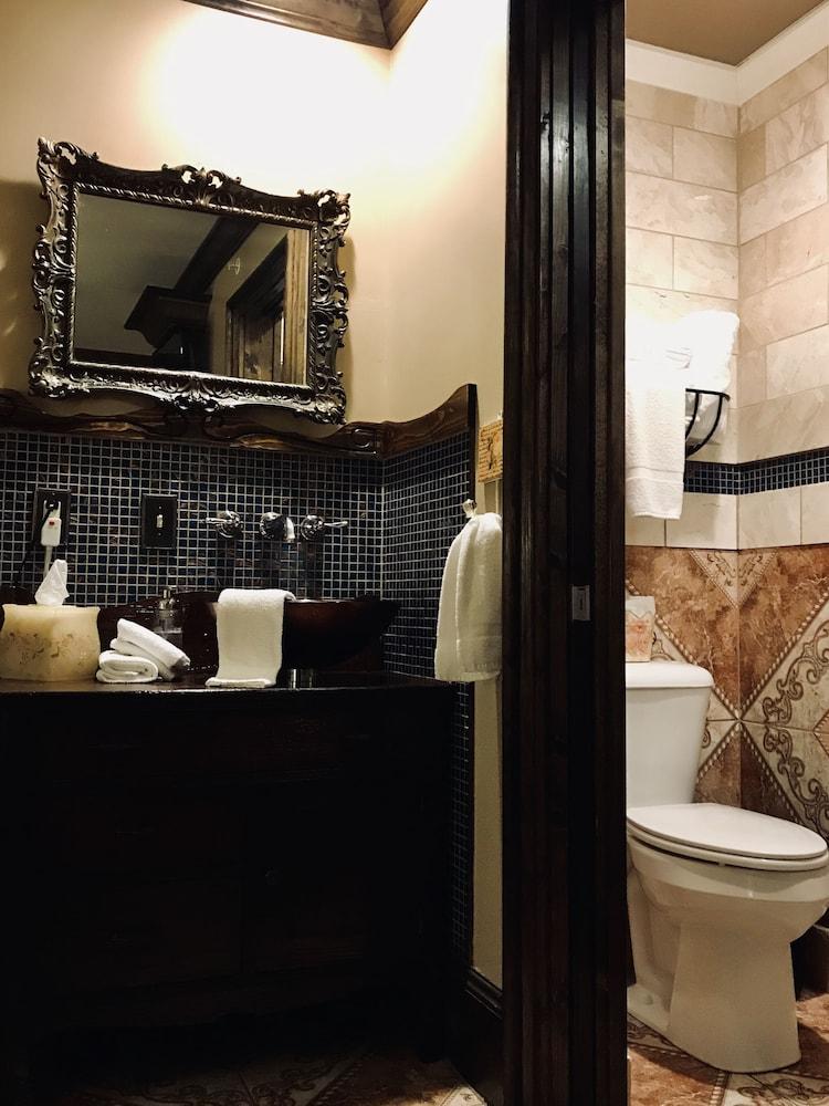 Symphony Hotel & Restaurant photo 78