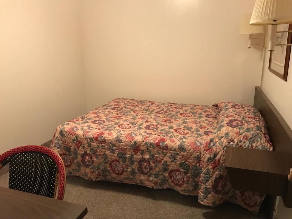 Motel Grand photo 40