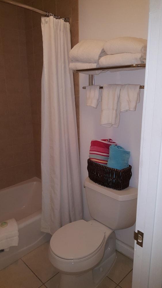 The Caribbean Court Boutique Hotel photo 100