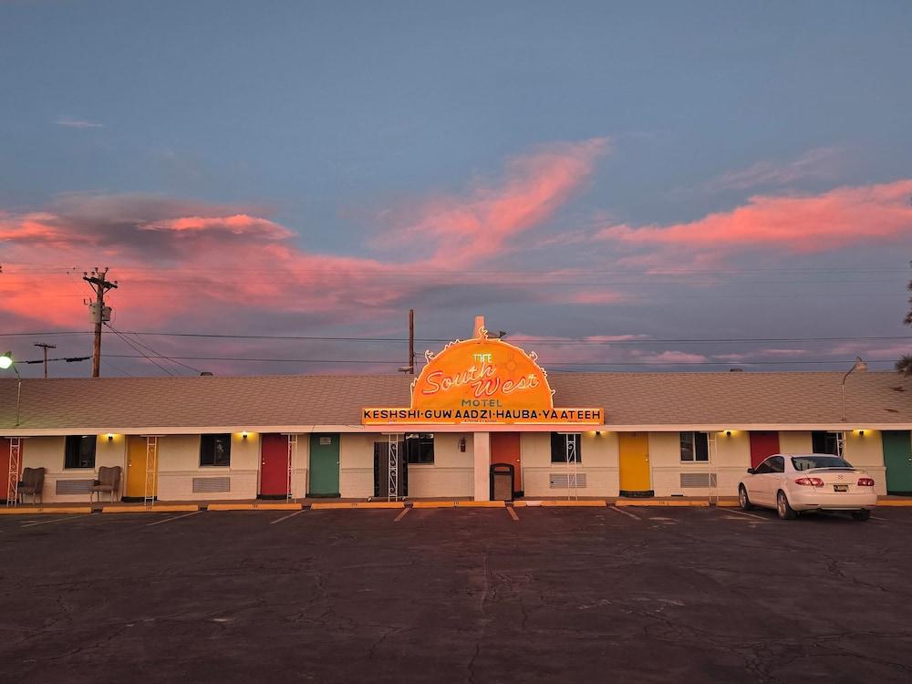 Southwest Motel photo 20