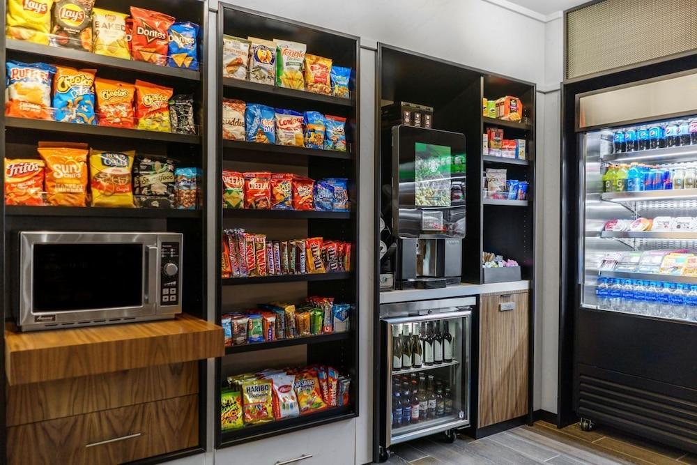 Courtyard by Marriott Huntsville-Madison photo 19