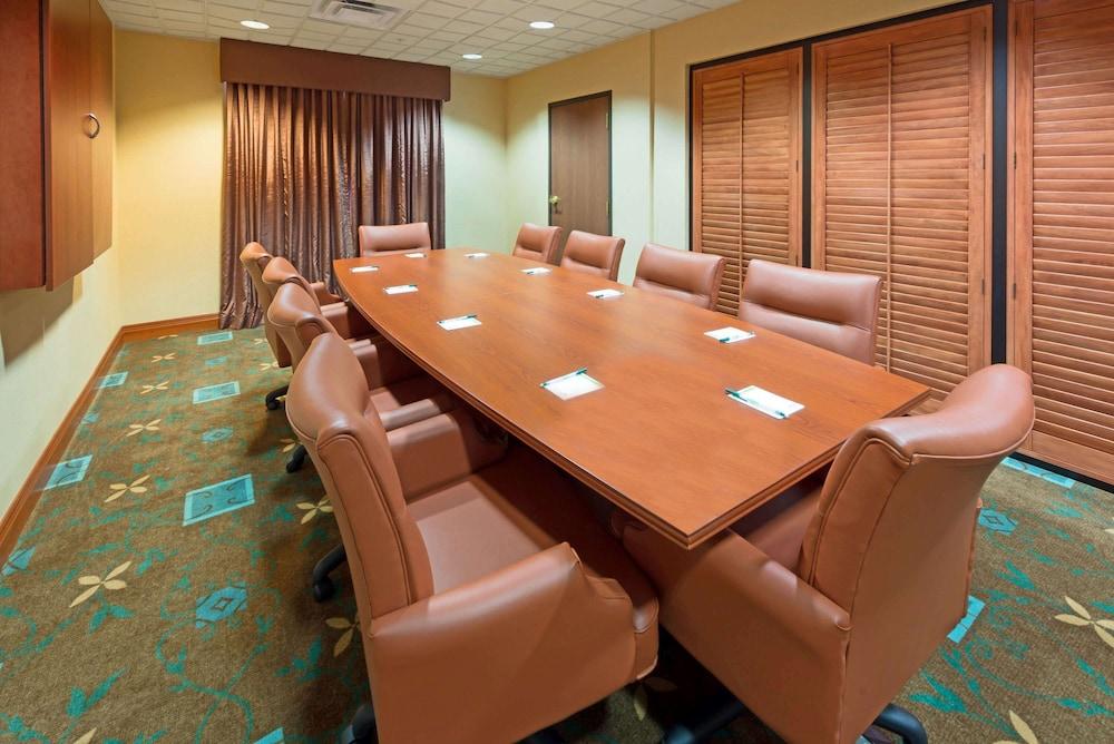Wingate by Wyndham Erlanger / Florence / Cincinnati South photo 12