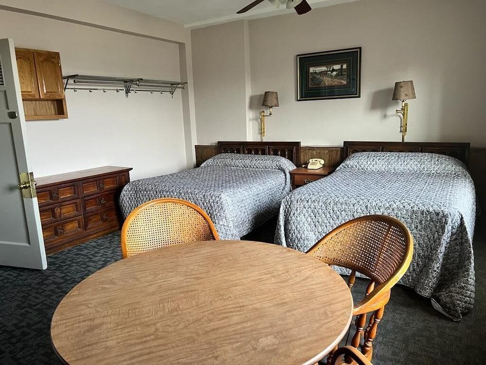 Canfield Hotel photo 9