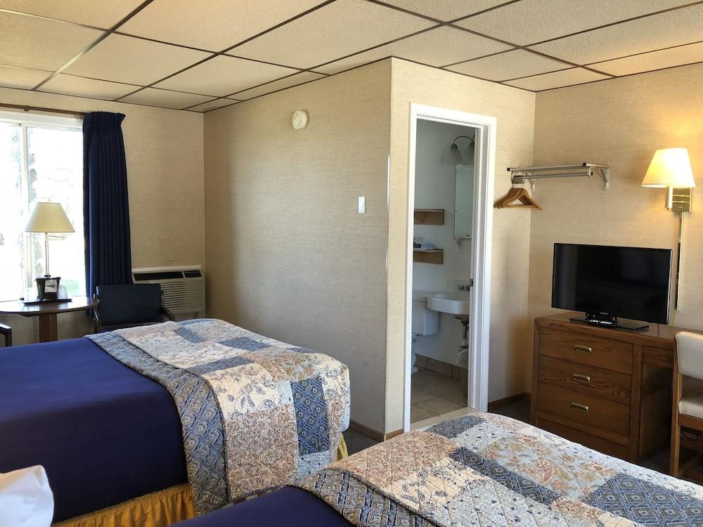 Riviera Motel photo 45