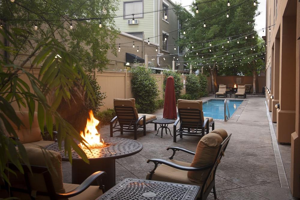 Hampton Inn New Orleans-St. Charles Ave./Garden District photo 43