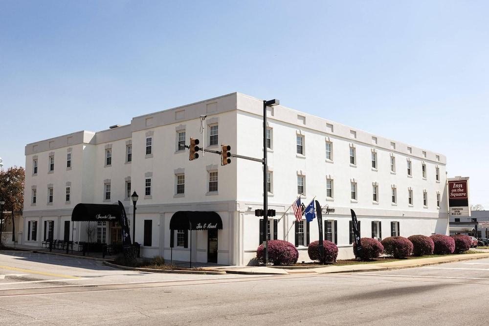 Inn on the Square, an Ascend Collection Hotel — hotel in Greenwood