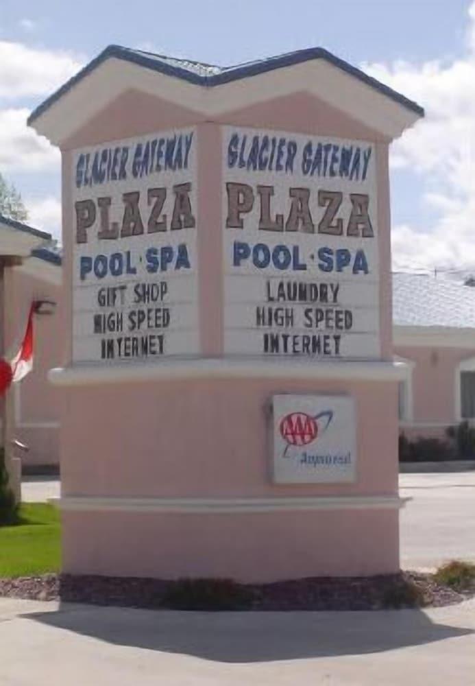 Glacier Gateway Plaza photo 27