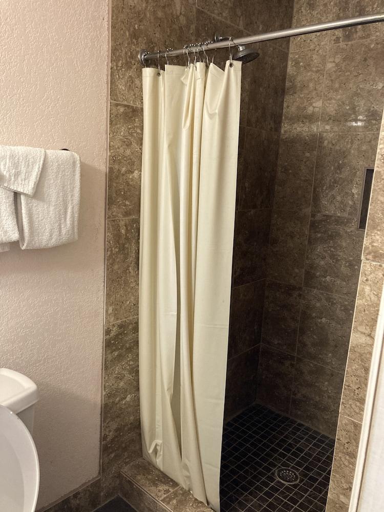 Capri motel photo 8