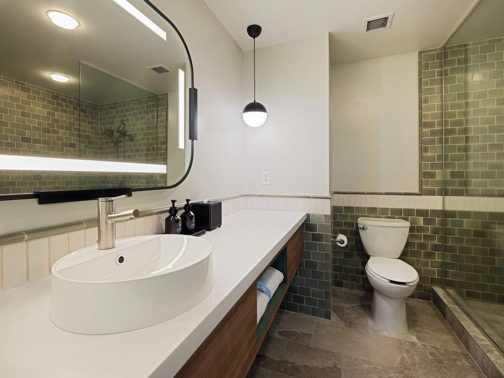 Hotel Indigo Asheville Downtown by IHG photo 31