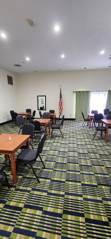 Quality Inn Dry Ridge photo 9