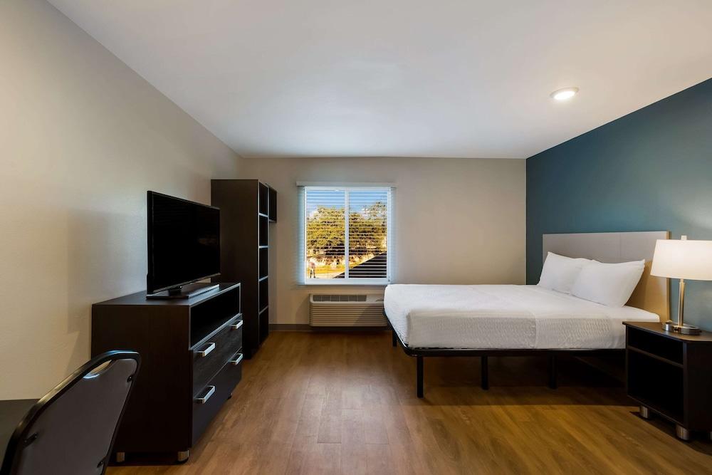 WoodSpring Suites Orlando West - Clermont photo 13