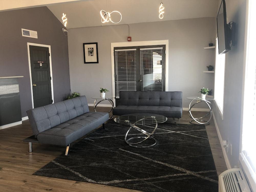 Extend a Suites & RV Park photo 17