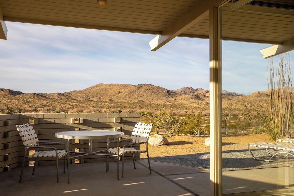 The Bungalows by Homestead Modern at The Joshua Tree Retreat Center photo 57
