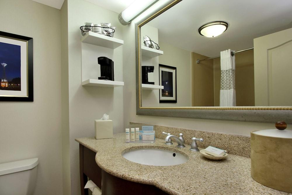 Hampton Inn & Suites Florence-Downtown photo 23
