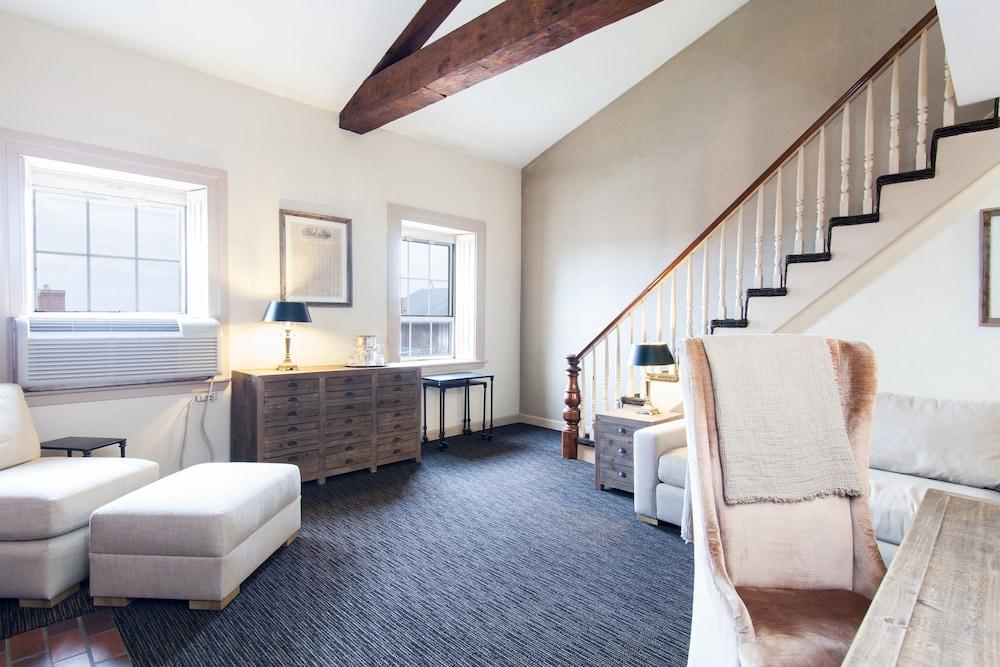 Garrison Inn Boutique Hotel photo 53