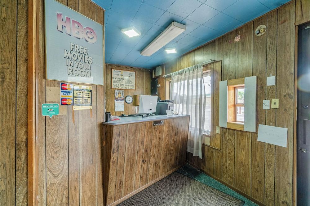 OYO Budget Inn Falfurrias Hwy 281 photo 40