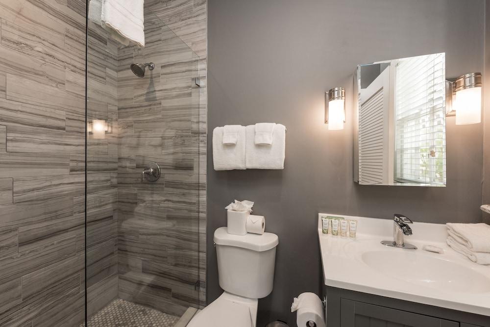 Alexanders Guesthouse - Adult Exclusive, LGBTQ Friendly photo 83