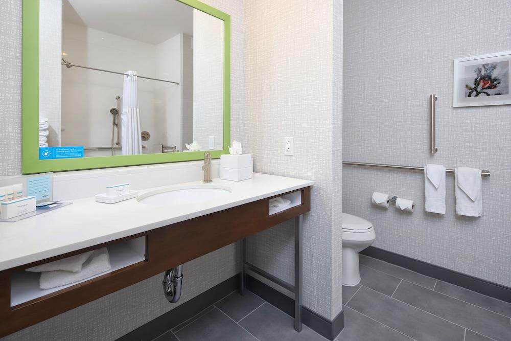 Hampton Inn & Suites Tucson East/Williams Center photo 35