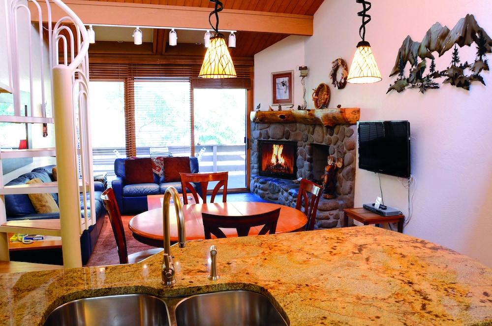 Junipine Resort photo 72
