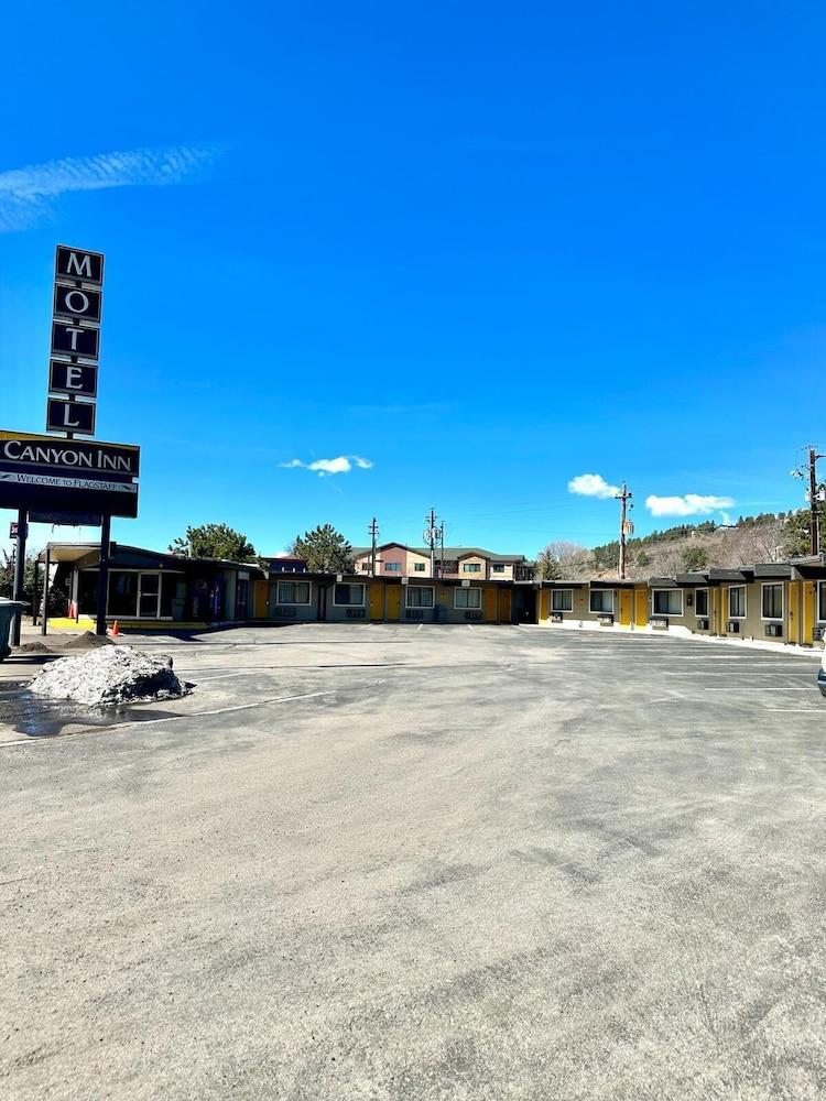 Canyon Inn Motel photo 4
