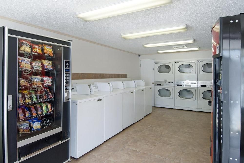 Americas Best Value Inn Conyer photo 48
