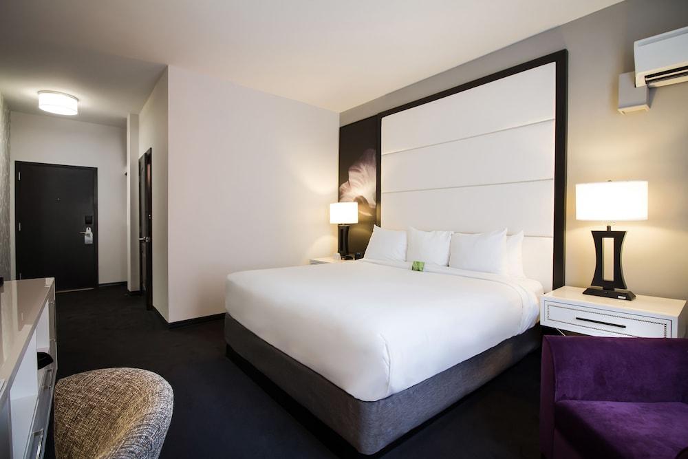 TRYP by Wyndham Savannah Downtown/Historic District photo 3
