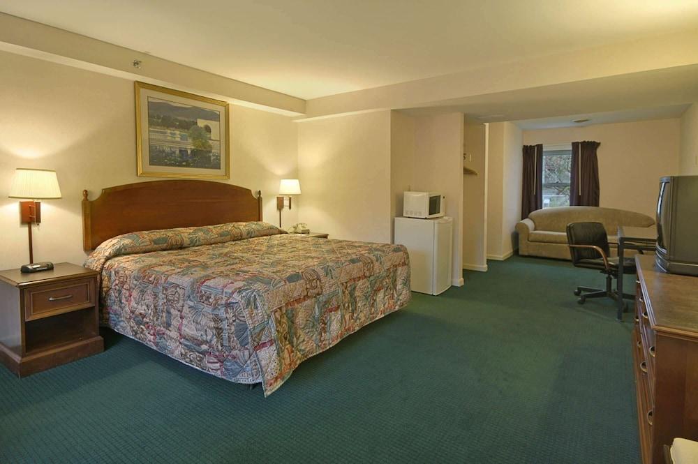 Howard Johnson by Wyndham Williamstown photo 11
