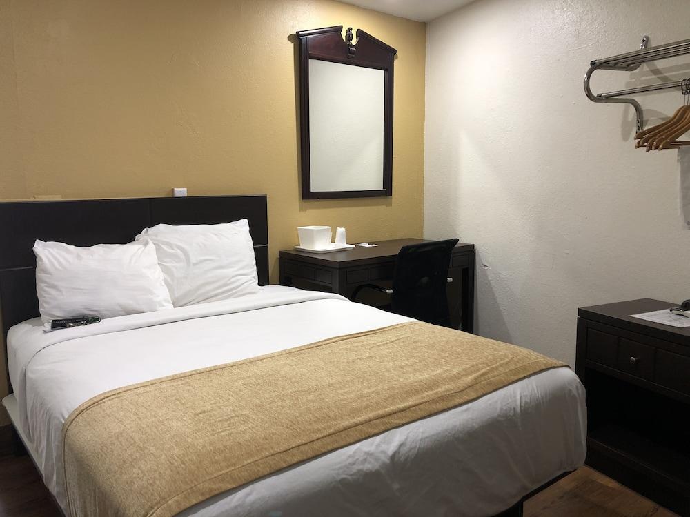 Ocean Reef Hotel photo 19