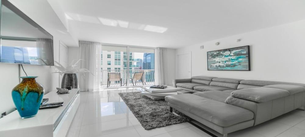 Icon Residences photo 38