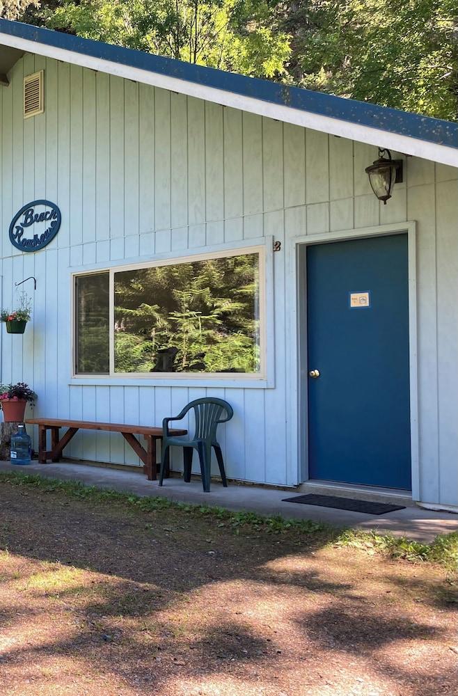 Beachroadhouse — hotel in Haines