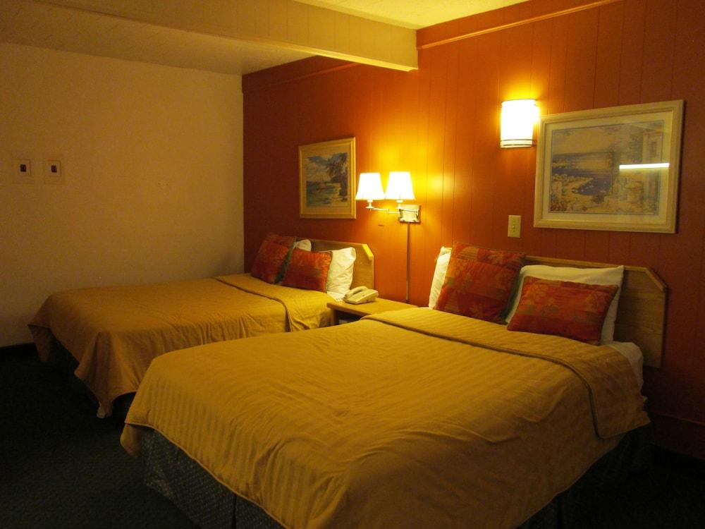 Town House Motel Inc photo 6