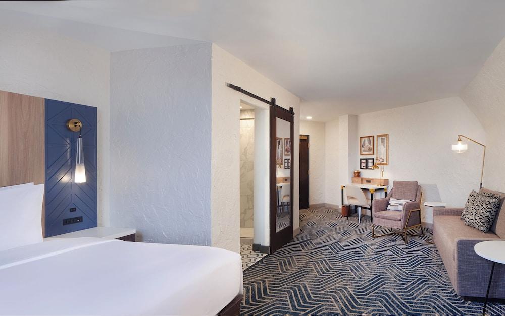 Hotel Royer Urbana Champaign, Tapestry Collection by Hilton photo 3