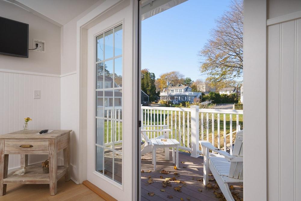 Marginal Way House Hotel photo 32