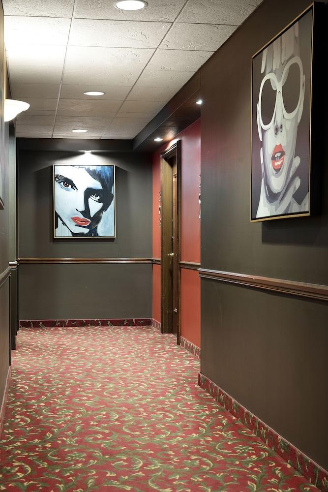 Des Lux Hotel photo 81