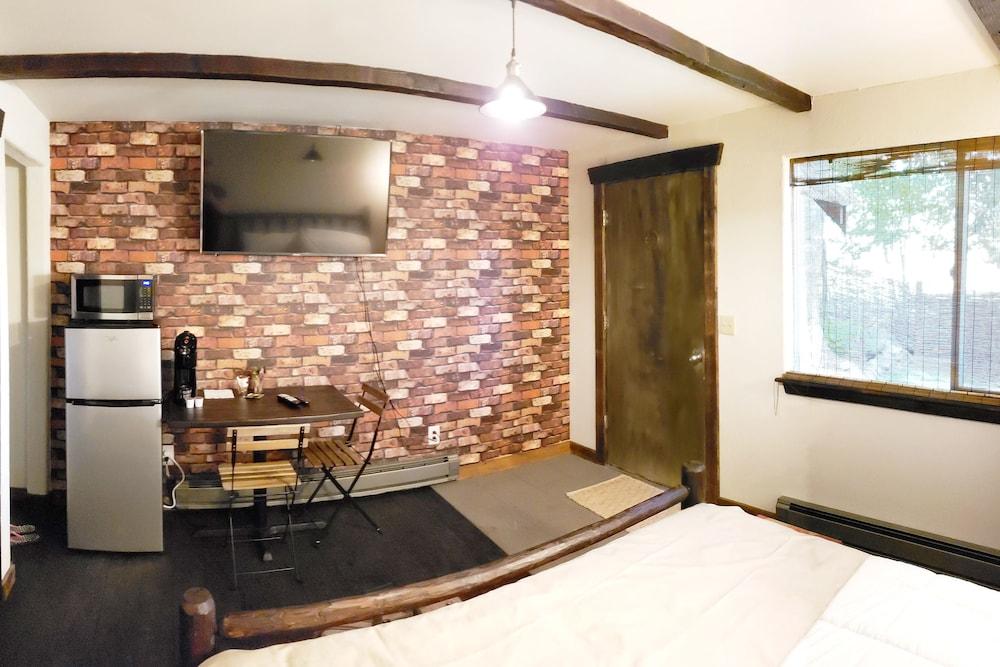 Paradise Village Hotel photo 5