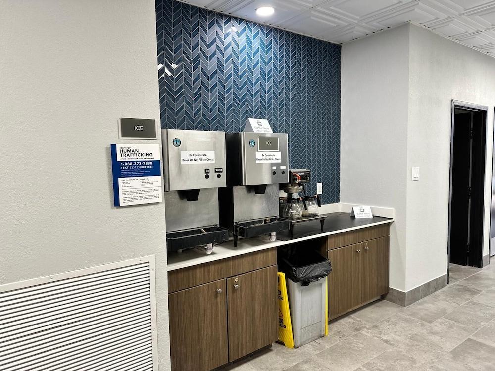 Motel 6 Mesquite, TX – Town East photo 4