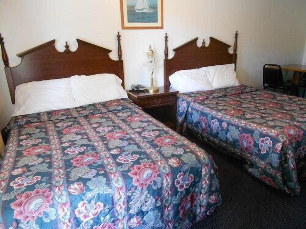 Lamplighter Motel - Clinton, Connecticut photo 12