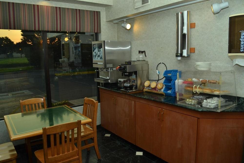 Travel Inn photo 24